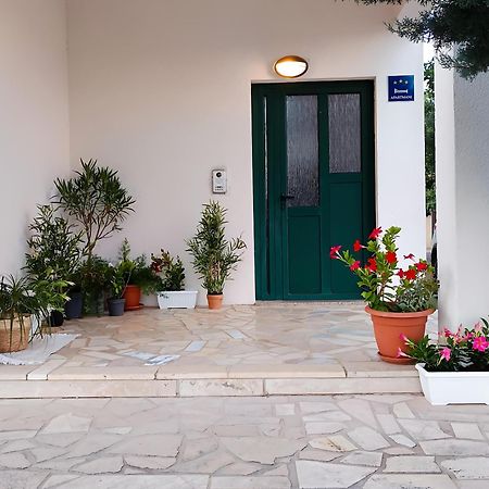 Lux Apartments Vodice Buitenkant foto