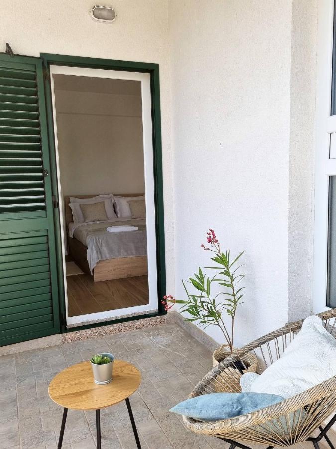 Lux Apartments Vodice Buitenkant foto