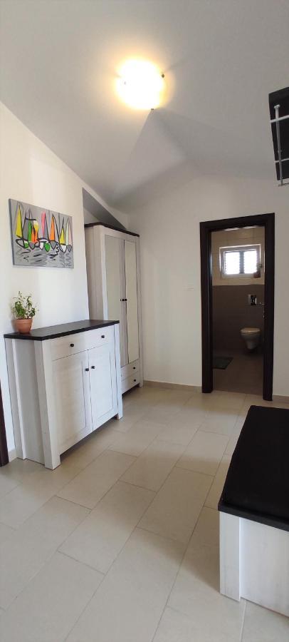 Lux Apartments Vodice Buitenkant foto