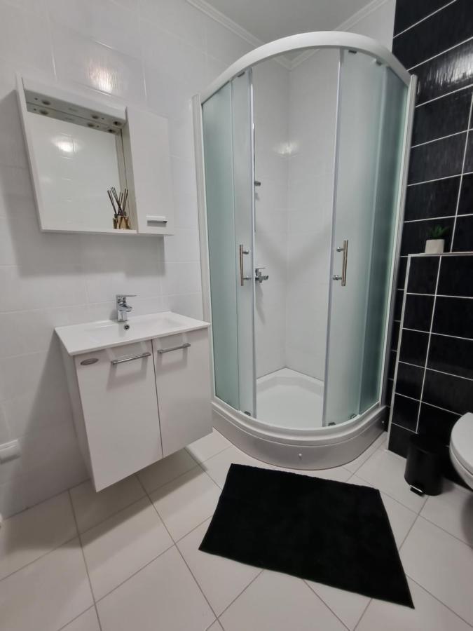 Lux Apartments Vodice Buitenkant foto