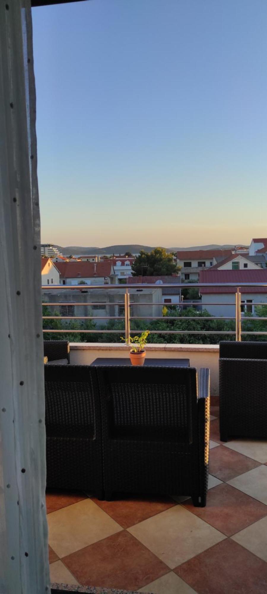 Lux Apartments Vodice Buitenkant foto